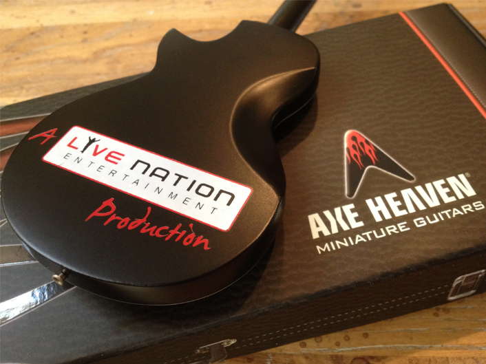 1_Ford Mini Guitar_4_Back