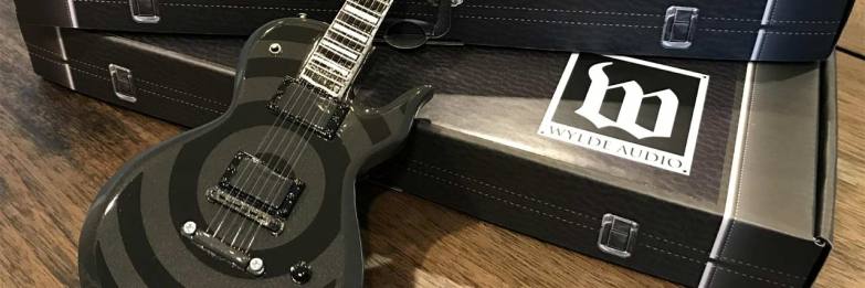Zakk Wylde Black-on-Black Bullseye Mini Guitar Officially Licensed by Wylde Audio