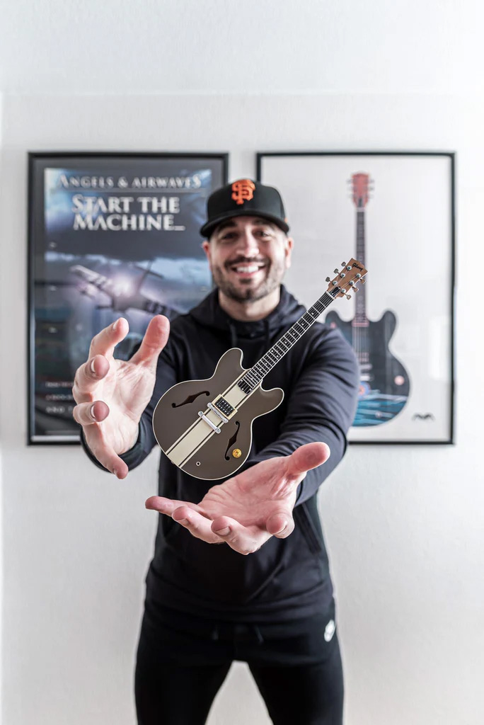 Tom DeLonge with Signature 2009 Gibson Custom Shop ES-333 Mini Guitar Replica Collectible by AXE HEAVEN®